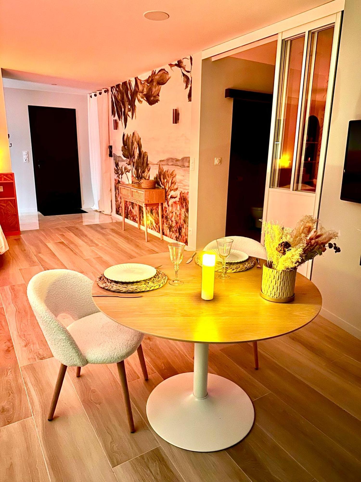 Les Suites Du Payre - Suite Romance Saint-Hilaire-de-Talmont Exterior foto