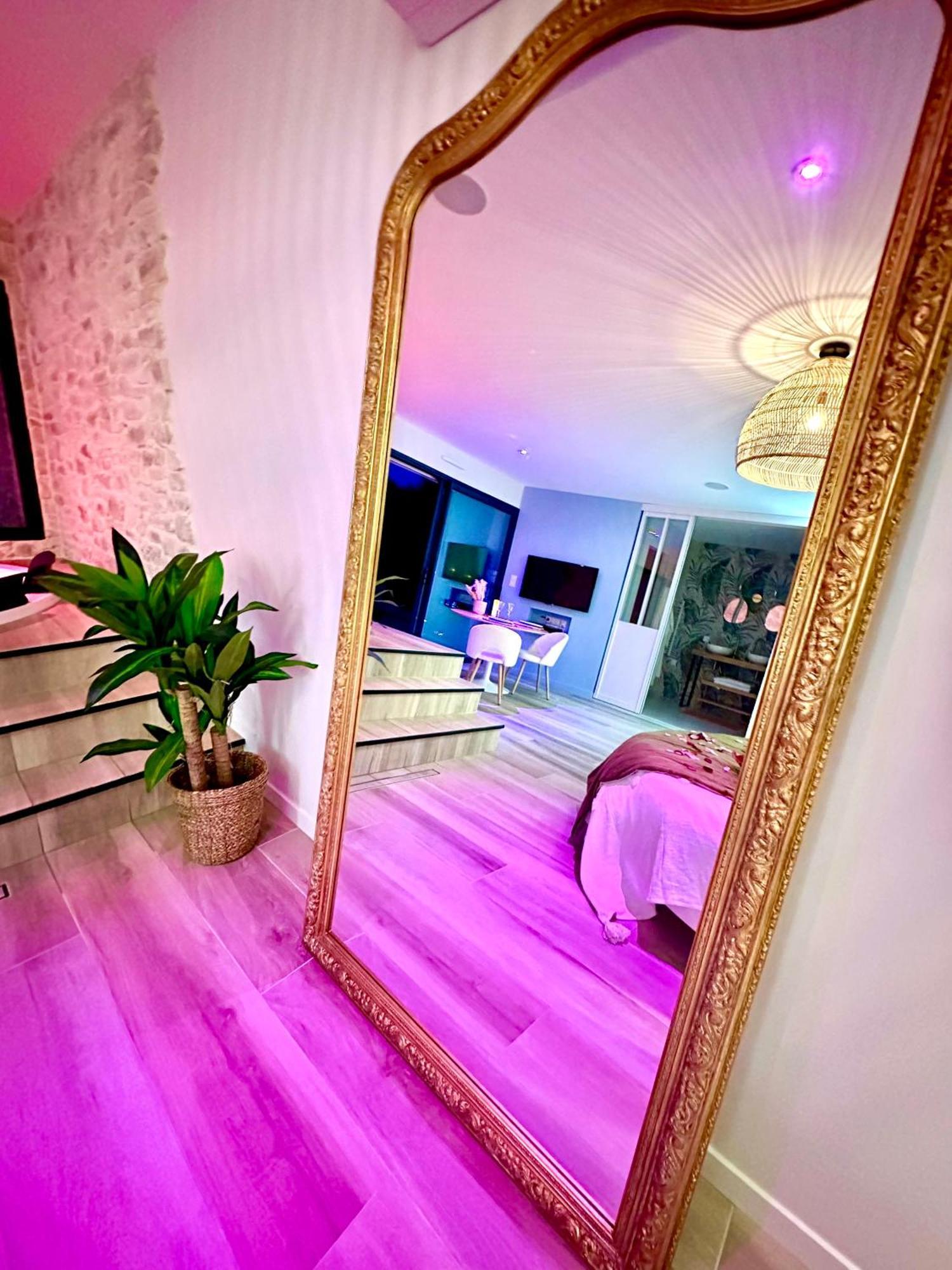 Les Suites Du Payre - Suite Romance Saint-Hilaire-de-Talmont Exterior foto